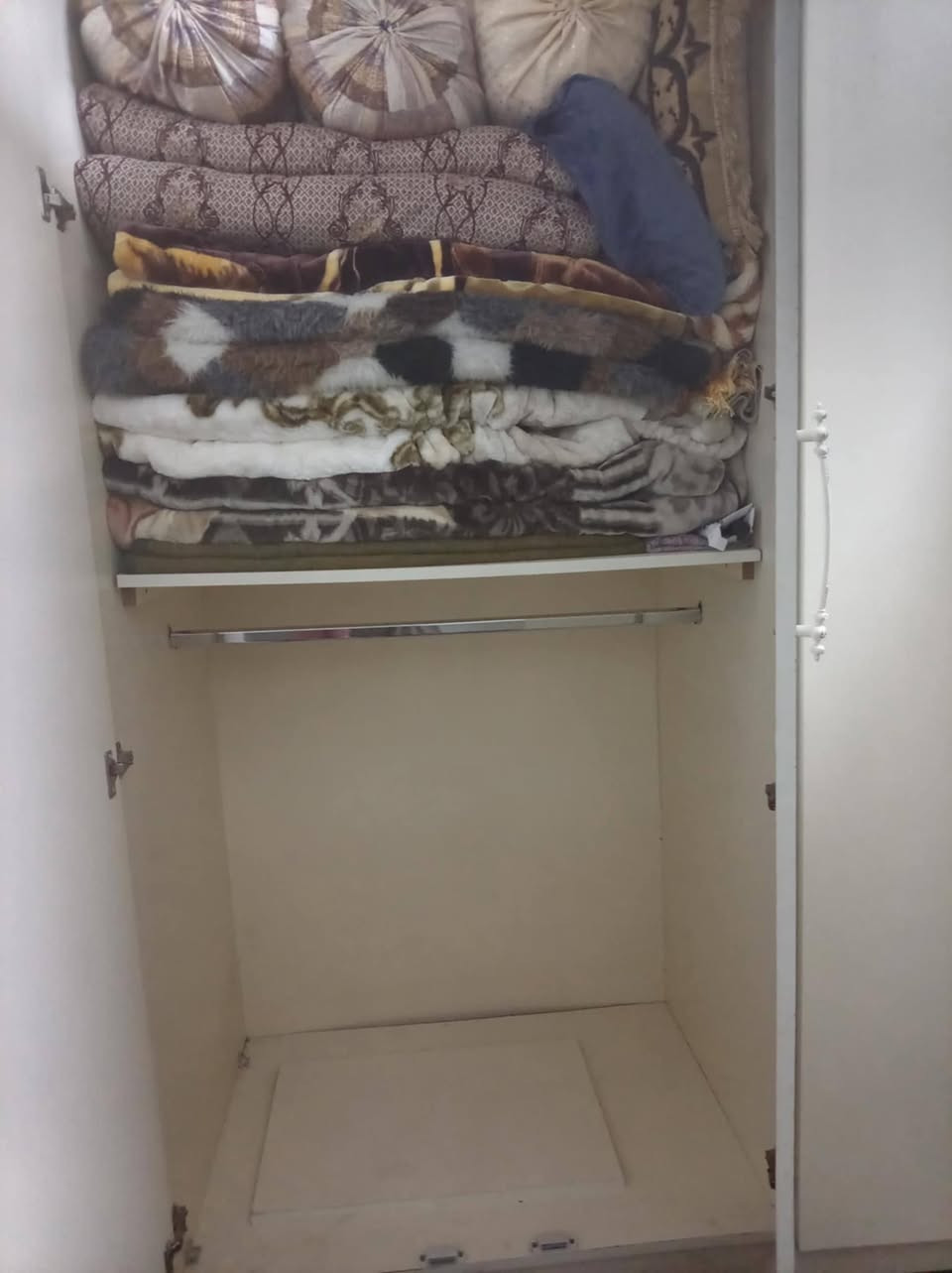 کنتور تفصال جدیدە 2م عرض  240طولە عمقە70سم مشترین ب500   یبسعە  ب300


**إذا كنت صاحب هذا الإعلان وتريد حذفه لأي سبب، رجاءا أرسل رسالة إلى الدعم الفني**