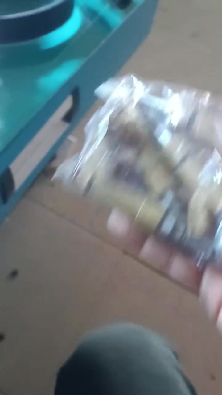 نۆزل کرۆلا اصفر
مجاول بديل. كرؤلا خليجي
واشر قباغ كرؤلا خليجي
قاعدة فيت پەمپ


**إذا كنت صاحب هذا الإعلان وتريد حذفه لأي سبب، رجاءا أرسل رسالة إلى الدعم الفني**