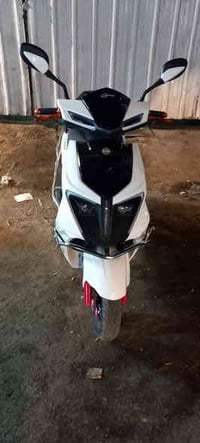 دراجه سكنس مكينه  ياباني بلادي صارلها ٤ ايام طالعه كلها بلادي لدات اشا...