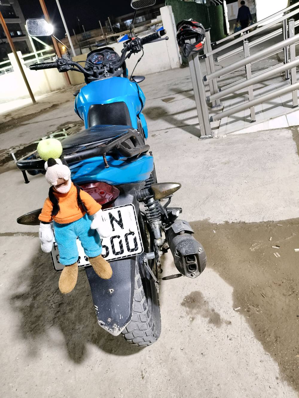 KEEWAY RK 150cc
موديل 22 مرقم بغداد 
ممشاها قليل (41 الف كيلو)
لون سمائي 
مكفولة من التنقيص و التبخير و النضوح 
كلجات و زنجيل و دشلي زنجيل و قمجي كلج و كيلو متر جدد
مبدل بيها شجرة كير فقط 
سعر 1950 و بيها مجال بسيط
مكان بغداد الشعلة 
ه‍:***********
ه‍:***********