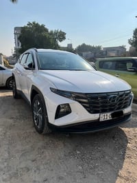 توسان موديل 2024 خليجي كفالة عامة من الصبغ والبارد والتبديل عدا شخط با...