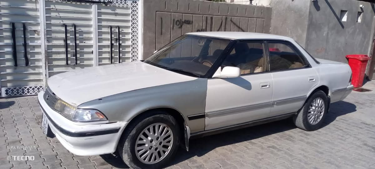 سلام وعليكم سياره مارك كصيف مديل 91 رقم  جديد مكفوله من النقل والكص مكينه وكير كله جديد الحداده توه مسويه تخم تاير كهربايات كله شغاله  العنوان البصره القرنه السعر خاص رقم *********** وهاذه رقم صاحبه مكلف بل نشر
