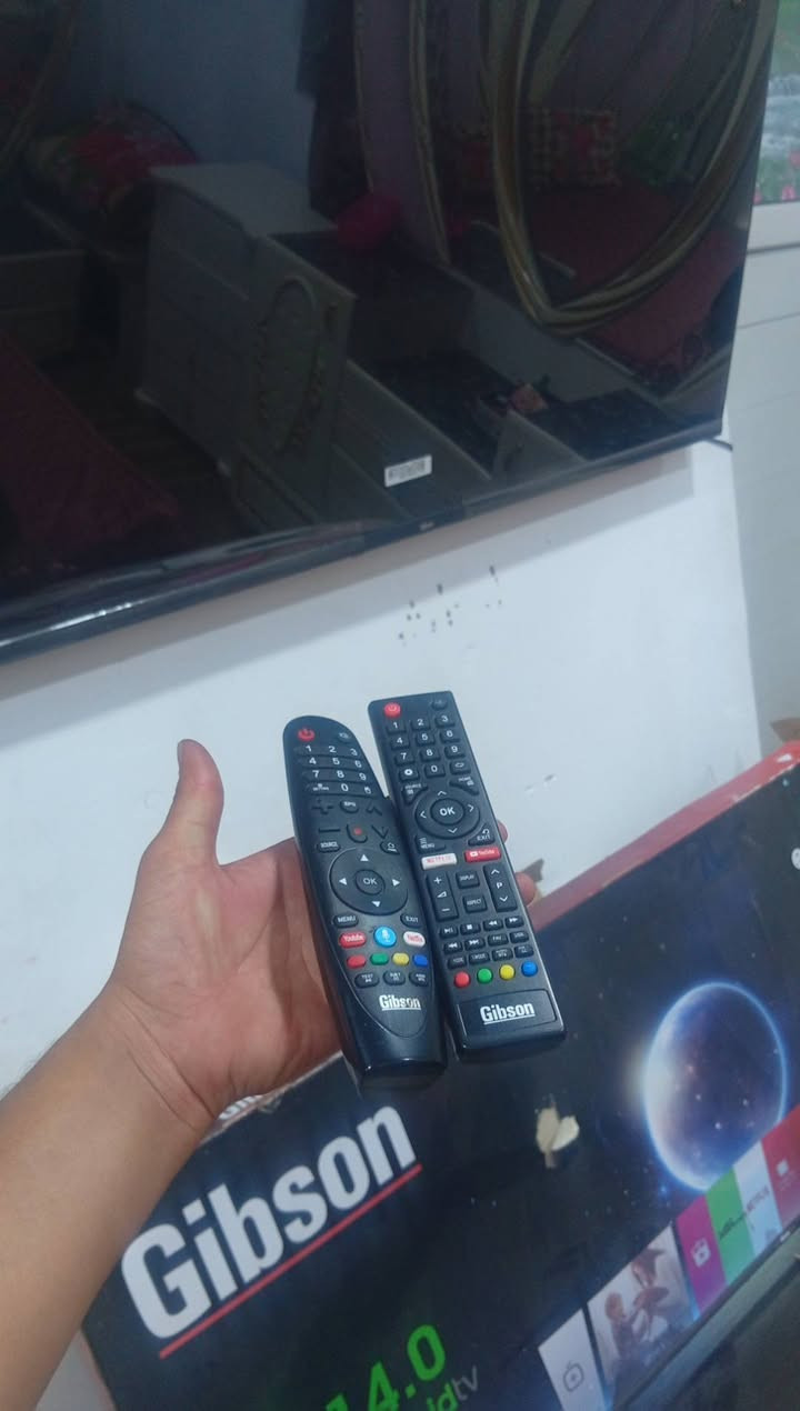 بلازما جبسون حجم 55 جديده شرط بيدك تشلع الزكات مالتهه  يجي وياهه ثنين ريموت وكارتونته وياهه 450 الف قابل للتفاوض 
الاتصال ع هاذ رقم ***********
