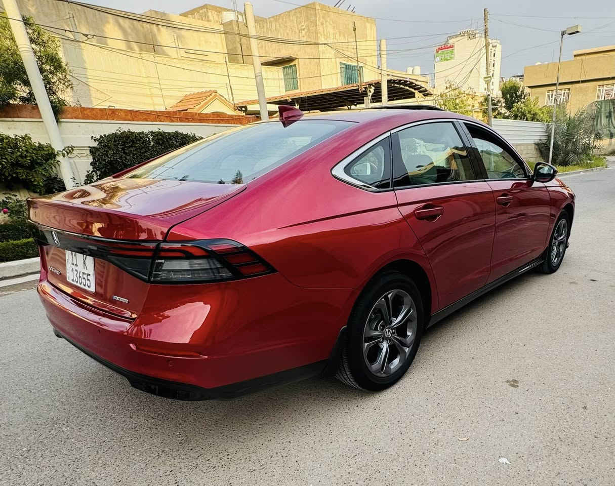 هوندا اكورد exl موديل2024 هايبرد لون مميز 🩸
 
السيارة ماشيه 13الف 

فول مواصفات 
• مكينة 2000 هايبرد تنفس طبيعي
• كير اوتوماتيك 
• شاشة كبيرة
•فتحه سلايد
• كاميرا خلفية 3 انظمة
• كرسي كهرباء جلد  لون ابيض   
• رادار امامي
• مانع تصادم
• محدد مسار 
• تصحيح مسار
• شفتات بالستيرن
• مثبت سرعة
• مانع انزلاق
• دخول ذكي 
• إنارة ترحيبية
• هندبريك كهرباء
• عداد ديجيتال
•لايت عدسات زينون
• نظام اوتو لايت Auto
• لايت العالي زنون 
اوتو هولد للبريك
• حساسات مطر 
• حساسات امامي خلفي 
• حساسات ضغط هواء الإطارات
• أوامر صوتية
• 4 أنظمة قيادة (eco,individual , sport,normal )
مكان سياره رصافه 
***********
