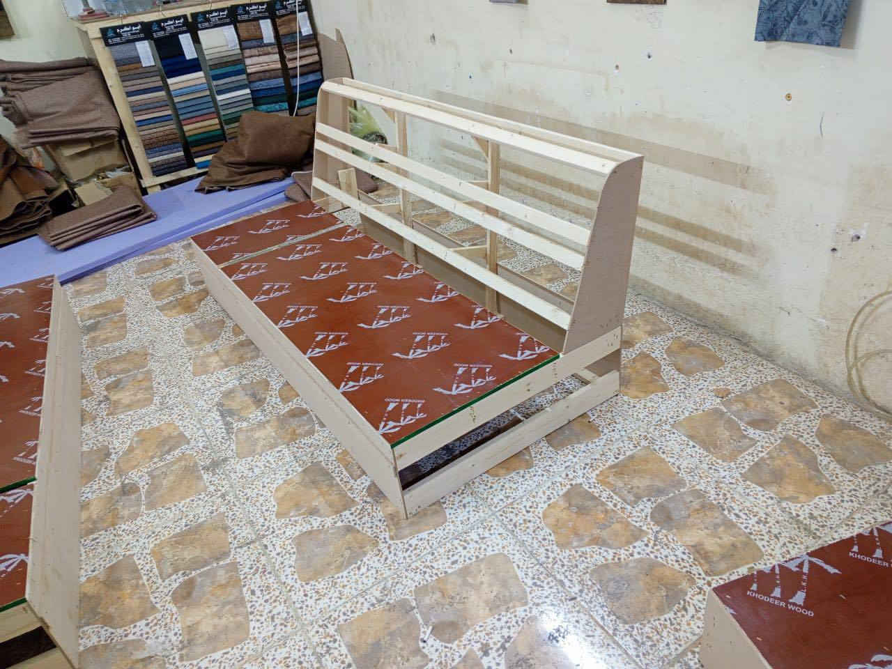 عروضنا بمناسبه (شهر رمضان الكريم) 🇹🇷 ب 600 الف 🇹🇷
🇹🇷الدزاينات التركية يمنة وبس🇹🇷
تخم كامل 10 مقعد 5 قطع
🇮🇶شغلنه يختلف عن غيرنة 🇮🇶 
     🎁مع هدية 8 كوشات مع سيت طبلات ثلاثية 🎁

 10 مقاعـــــــد 
 قنفه ثلاثيه عدد 2
قنفه ثنائيه عدد 1
كرسي عدد 2
💗💗💗💗💗
🛋مواصفات التخم🛋
مقعد بلوك اسود  16 ملم
خشب جام روسي
اسفنج مميز ضغط عالي 7 سم
قماش قديفة او وتر بروف او كتان 
حسب طلب الزبون 
ارجل التخم عظم عاج ضد الكسر او ارجل حديد او ارجل خشب حسب طلب الزبون 

ضمان لمدة سنتين كامله صيانة داخل المعمل
الفحص امام المندوب
 
التوصيل متوفر بغداد وكل المحافظات العراق  

متوفر توصيل داخل بغداد والى جميع المحافظات بأسعار مناسبة 
للاستفسار الاتصال على الرقم
‏‪***********‬‏
اتصال او واتساب 

العنوان
  صلاح الدين قضاء بلد 
ملاحظة / التجهيز جملة ومفرد
والعرض لفترة محدودة ..
ملاحظة / لا يحق للزبون رفض الطلب بعد التثبيت ..
