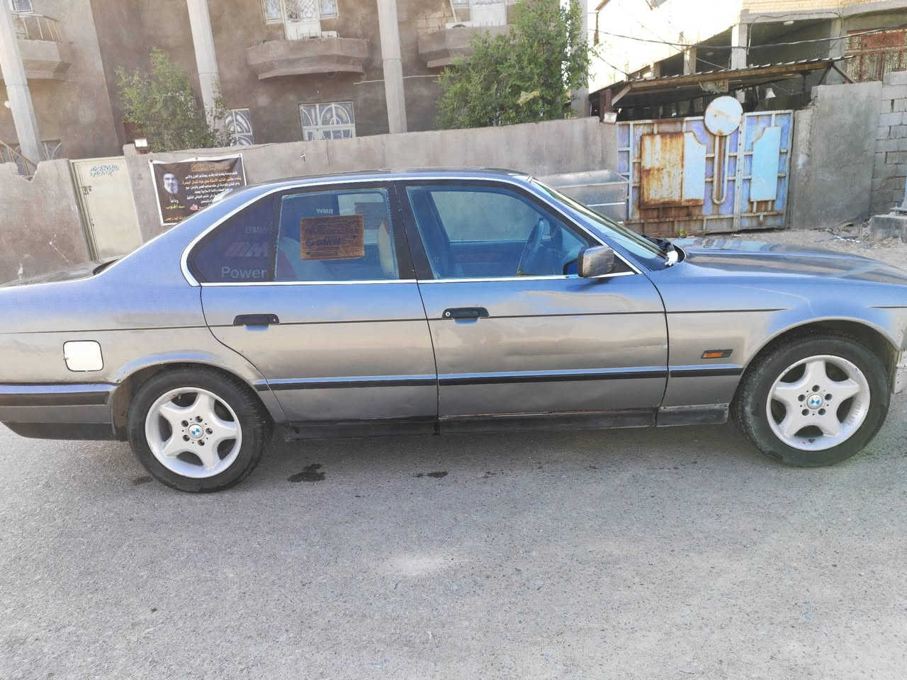 بي ام مديل 1993 525 محرك 6 مسكر دبل فانوص مكان السياره البصره كرمه علي ابو صخير السياره بسمي سنويه جديده محركها لا مبدل ولا مفتوح مكينه وكير خير من الله مصبوغه عام جماليه السياره بيها نقوصات كلش قليله+ السياره وياها منضومه غاز كامله جديده ما مشدوده الها تاخذها ويه السياره 
سعر السياره 50 ورقه وبيها مجال الي يحب يتواصل على هاذه الرقم ***********
