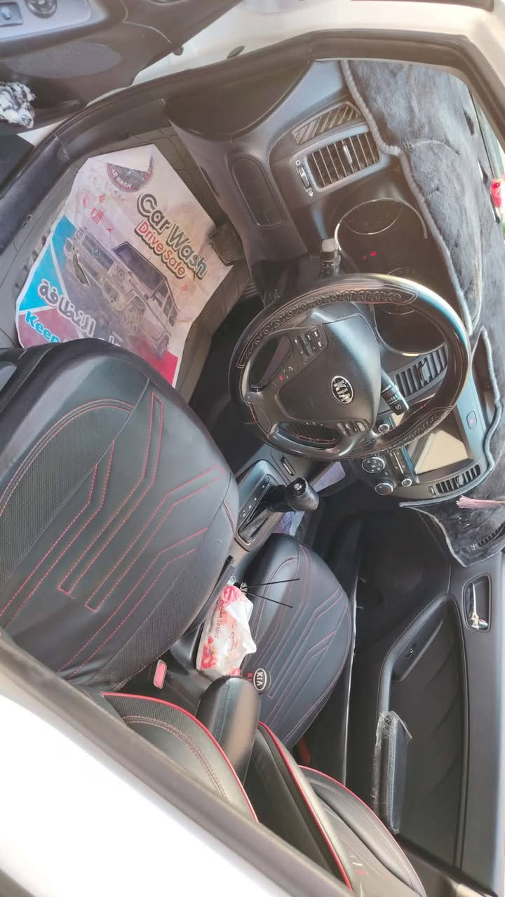 سيراتو موديل 2014 سياره بس باردات بيه بسيطه كير ومحرك مكفولات 117 وبيه مجال بسيط  رقم تليفون ***********
