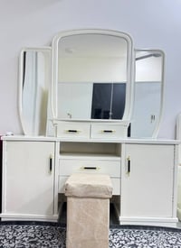 غرف نوم مستعملة • نظيفة • بابل فلكة الساعة