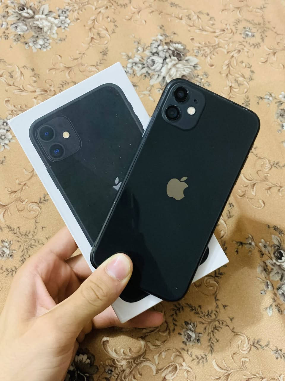 ايفون 11عادي مبدل بطاريه فقط حته ما تقره بل عام ذاكره 128 ماستر ودبل خط جهاز
ملاحضه دبل دبل شريحه وكله شغال وعل فحص لبيع السعر 

200التصال *********** مكان نجف
