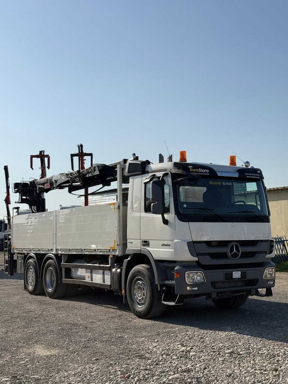 معرض مهدي اربيل
نوع : اکتروس كرين بلوك
موديل : 2009
حجم :2544
ألون : ابيض  
مواصفات: اکتروس بيلادي كرين هیاب 166. 2 سیلایت لیفر حفار توب كماش بيلادي استیرن دوار سیار جدید 
گير : توماتيك
 العنوان : اربيل  قوشتب تريق كركوك  معرض مهدي اربيل 
***********
***********
