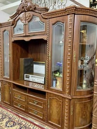 معرض • نظيف • الدورة الشهداء