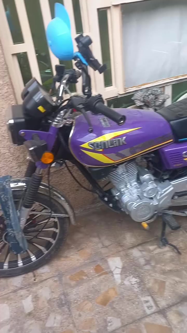 سلام عليكم
دراجه ايراني ٢٠٢٥ شهر ١١ 
العنوان بغداد 
حي اور
رقم /***********
السعر ٨٥٠ 
دراجه بعده زيرو
