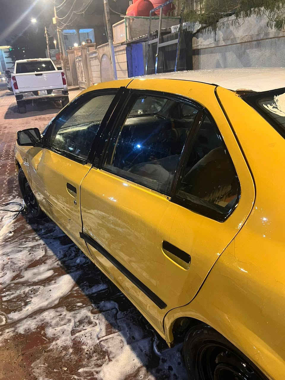 سياره سمند مكينه كير تبريد ثلج كلهه شغاله حداديه قبل يوم مبدلهه بس درايم شفت بي صوت من تلوف *********** سعررررر١٢ البصرة, العراق
