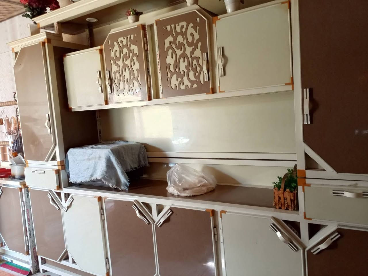 بيت للبيع مناسب بلمهجرين قرب سيطره عفك معامله كامله باسمي مساحه 115ركن ***********
