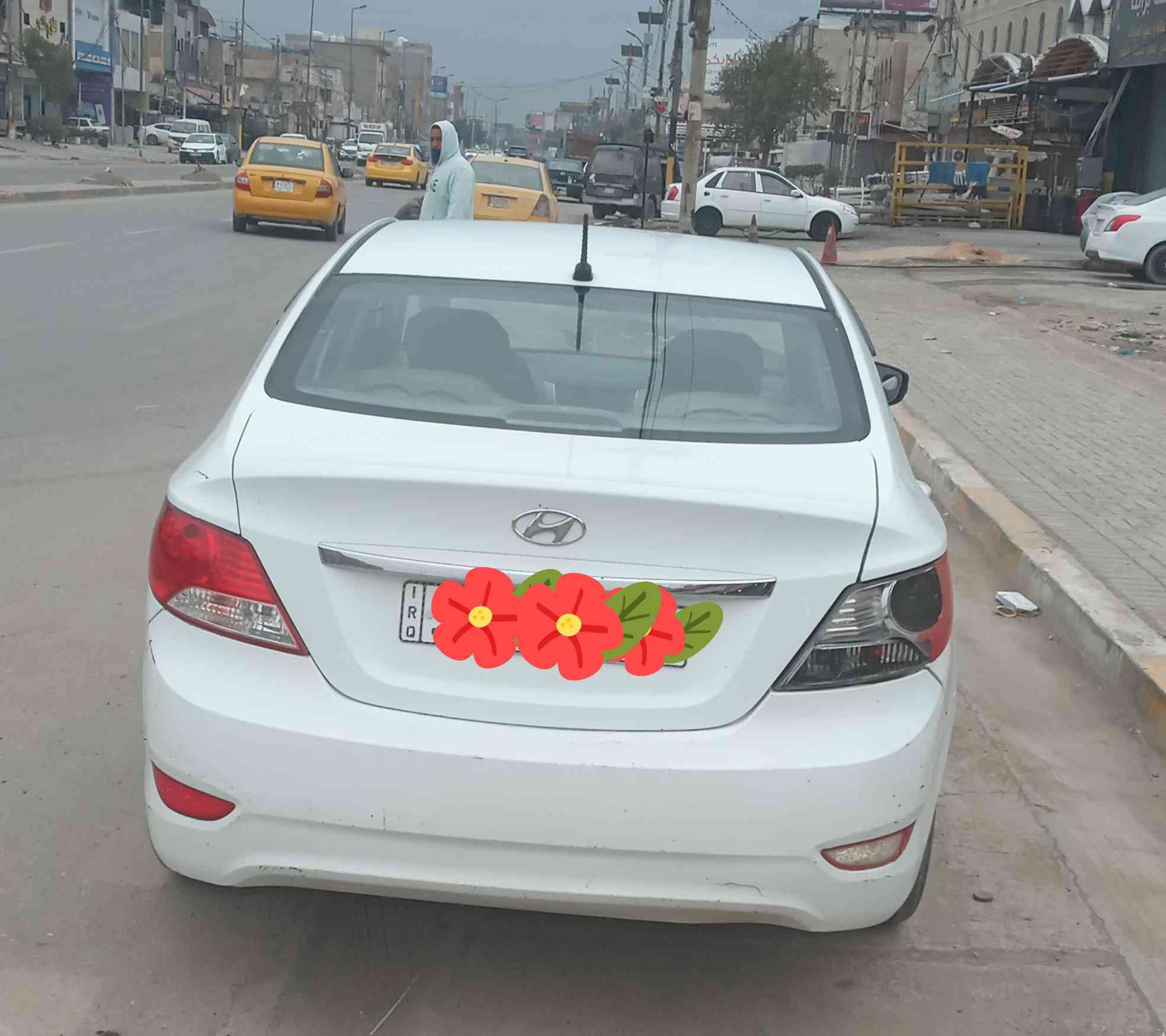 السلام عليكم اكسنت موديل ٢٠١١ بغداد دولي محرك 1600 كل اليخص الميكانيكية مكفوله اما الشكل الخارجي كما موظح بالصور المكان كرخ دوره هاتف *********** موجود واتس اب السعر 88
