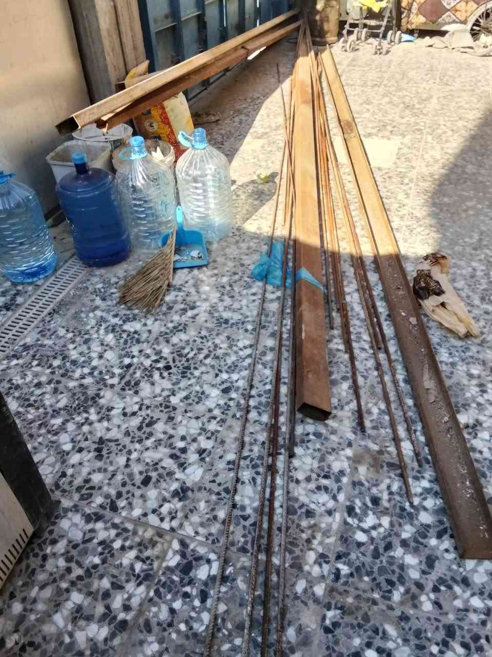 شخاطات عدد 3 الوحده 5متر و6متر      وجنلات اثنين طول 5متر    و3ونص ابيع شلع القطعه ب15الف.       شيش عدد 13 واحد هنه ستندر وقسمتهن بنص سعر الشيش بالفين.       جاكوج ومشوايه اثنينهم ب10الاف


**إذا كنت صاحب هذا الإعلان وتريد حذفه لأي سبب، رجاءا أرسل رسالة إلى الدعم الفني**