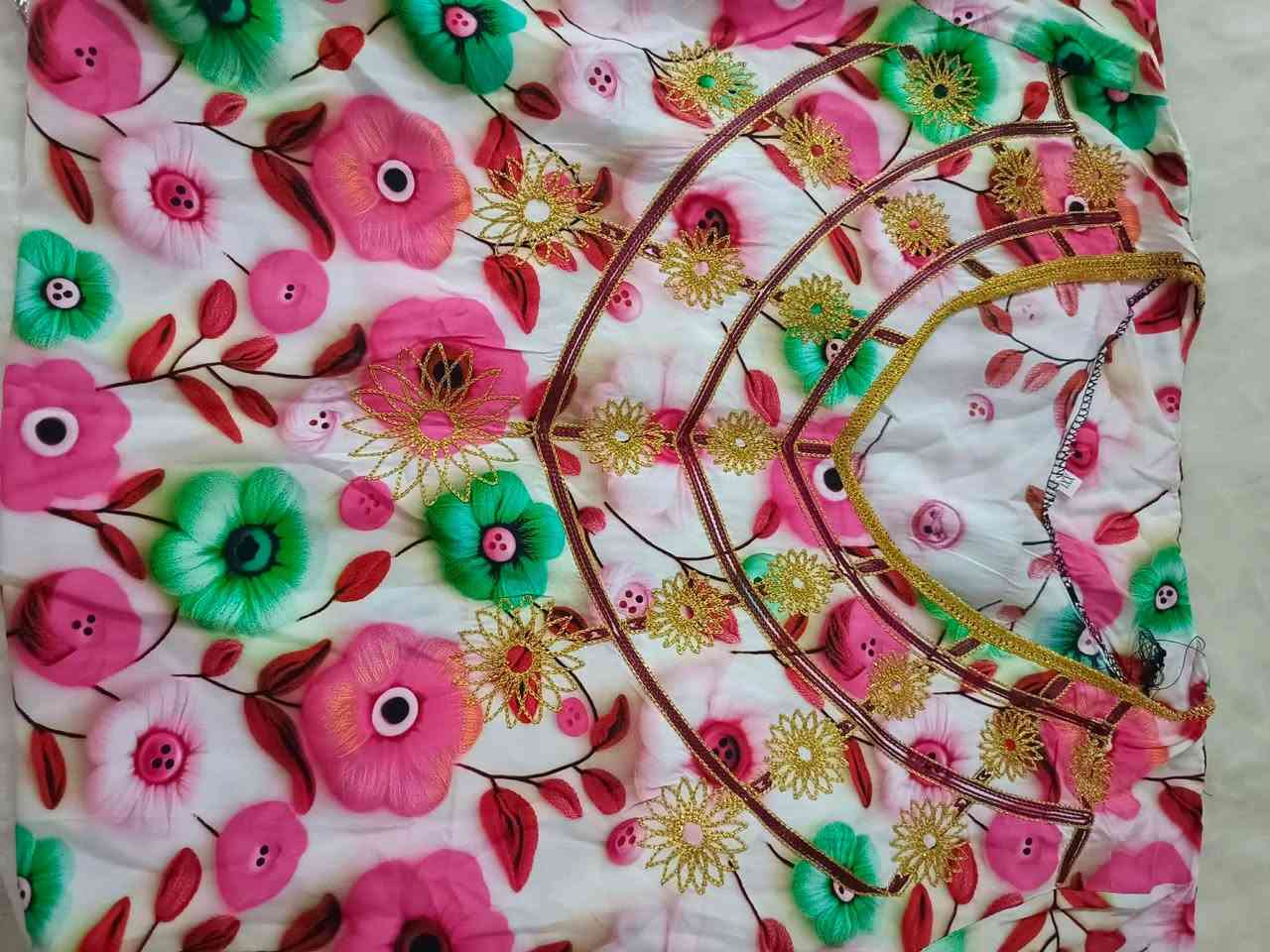 بنات تنزيلات العيد  الوحده ع عشره مابقن بس كم وحده لحكي عليهن


**إذا كنت صاحب هذا الإعلان وتريد حذفه لأي سبب، رجاءا أرسل رسالة إلى الدعم الفني**