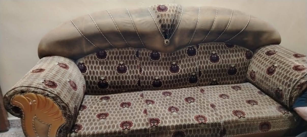 تخم للبيع هذا وضعه قيم واخذ


**إذا كنت صاحب هذا الإعلان وتريد حذفه لأي سبب، رجاءا أرسل رسالة إلى الدعم الفني**