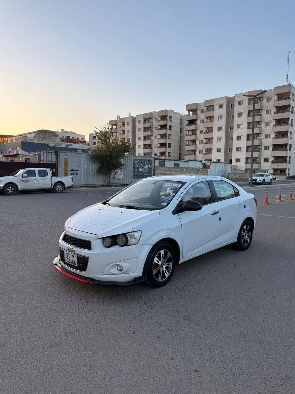 افيو خليجي موديل 2012كير اوتوماتيك 
سياره جديده مال جناي ماشيه 
1800محرك المرغوب 
بيها مكانات صبغ قليله جداً 
السونر موجود بل منشور 
كير جديد 
مكينه جديده
حداديه خلفي امامي جديده
تخم تاير جديد 
سياره جديده ع وضع الشركه 
رقم بغداد انكليزي 
مكاني بغداد الشعب 
السعر 68
للاستفسار 
 سيف***********
