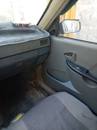 سايبا خصوصي لون أبيض رقم بغداد إنكليزي بسمي كير ومكينة جدد تدفئة شغالة...