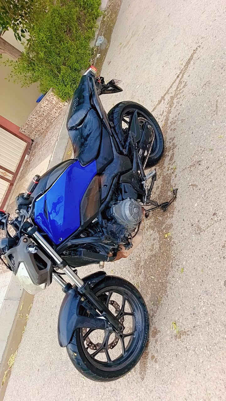 مكاني كلار دراجه بشرط حجم ٧٠٠ بدون اوراق سعر ٩ اوراق بي مجال ***********
