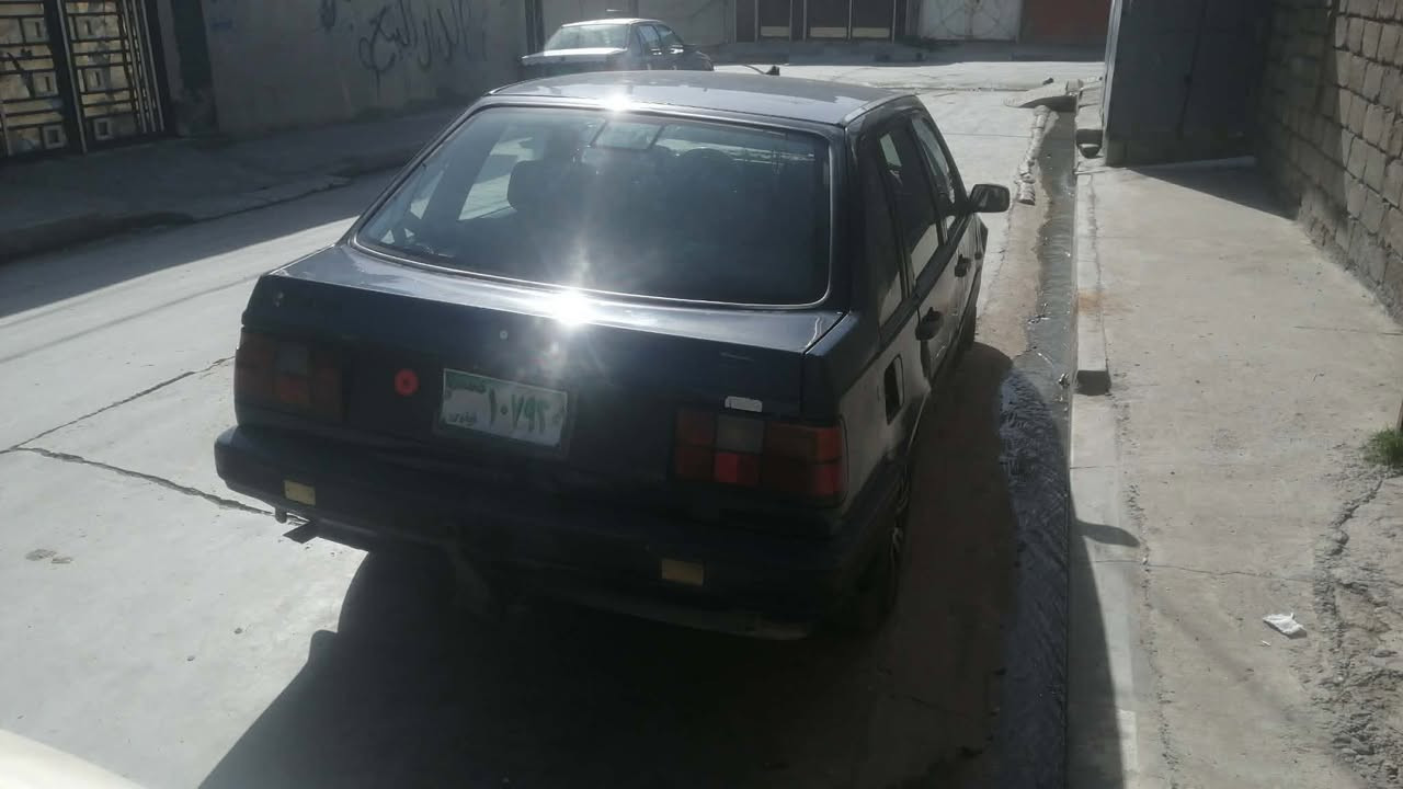 سلام عليكم 
سيارة ڤالڤو حجم 440 سيارة نضيفة وشغالة للبيع بسعر 12ورقة بيها مجال قليل وبيها كاربون
***********
***********
