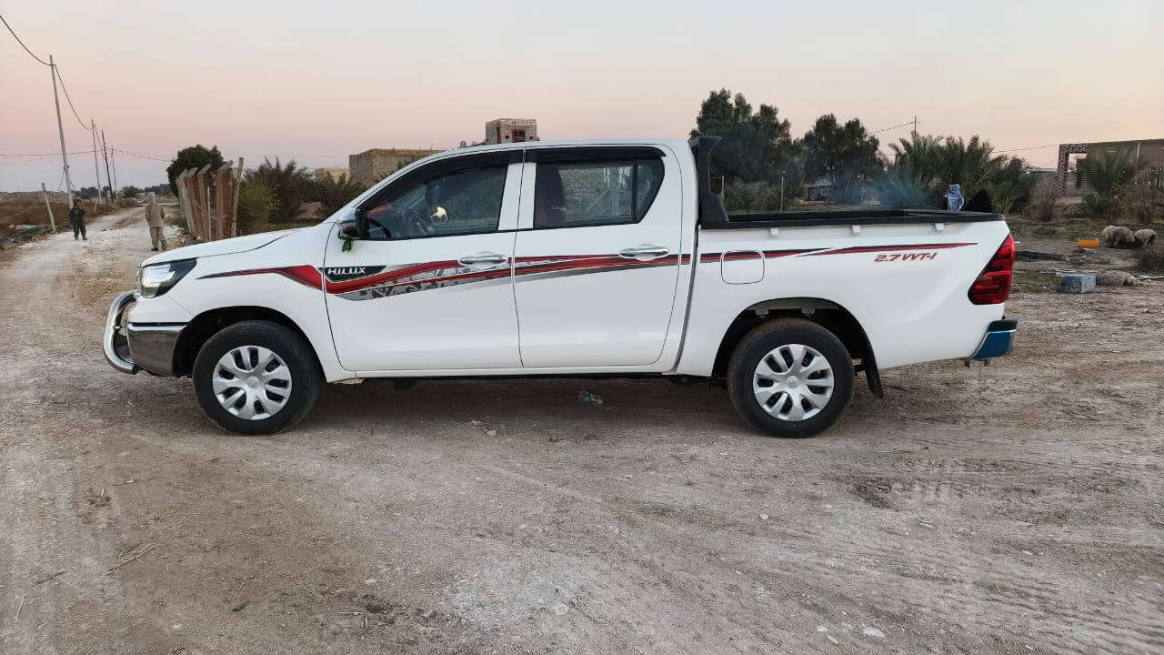 اسلام عليكم ورحمة الله وبركاته
للبيع تيوتا هايلوكس ساز 2025 مكفوله كفالة عامه حته من شخط كير عادي ماشيه 11 الاف فقط مكانه بسماوه الاستفسار على رقم ***********
