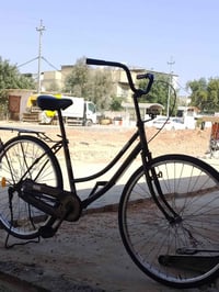 موديل ٢٠١٧ • نضافه ١٠٠٪ • اسود