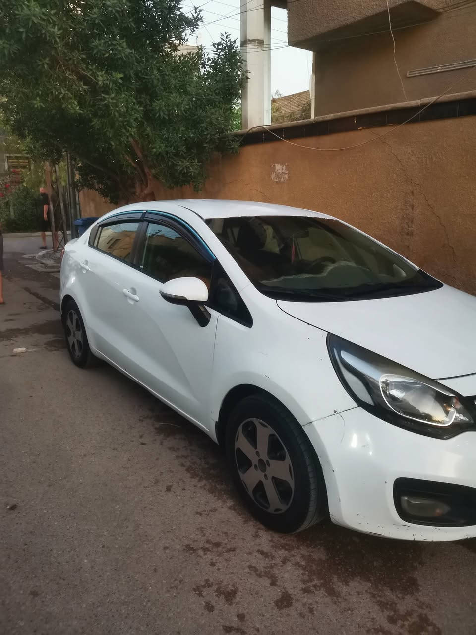 السلام عليكم كيا ريو ٢٠١٢ خليجي كير محرك قطرتين  صدر خير من الله مكفوله من الصبغ عدا الجاملغ الامامي اليمنه بي صبغ اثر طخه خفيف +تكحيلات رقم وسنويه وهزه جديده تريد وكاله او تحويل ثاني يوم السعر ٨٢$وبيها مجال مكاني الدوره حي الصحه
***********
