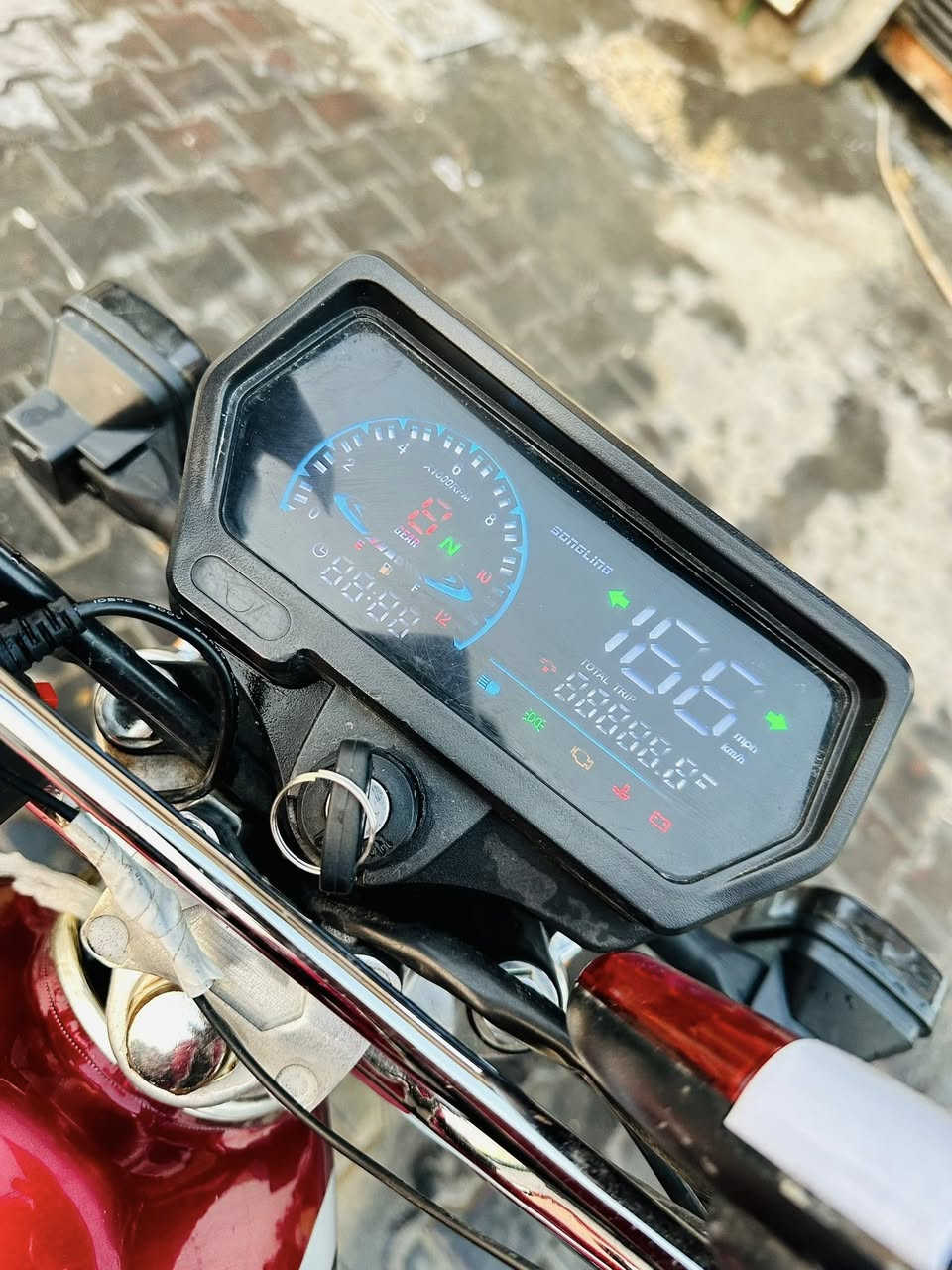 موديل 25 ربعه كير برغي  ماناقصه كامله كفاله وراق موجوده مكاني بغداد الحبيبيه رقم الستفسار ***********
سعر 675 وبيه مجال
