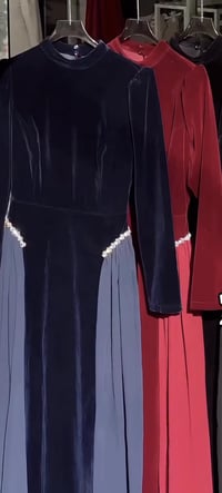 ملابس • قياس ٣٨ • ملبوس مرة