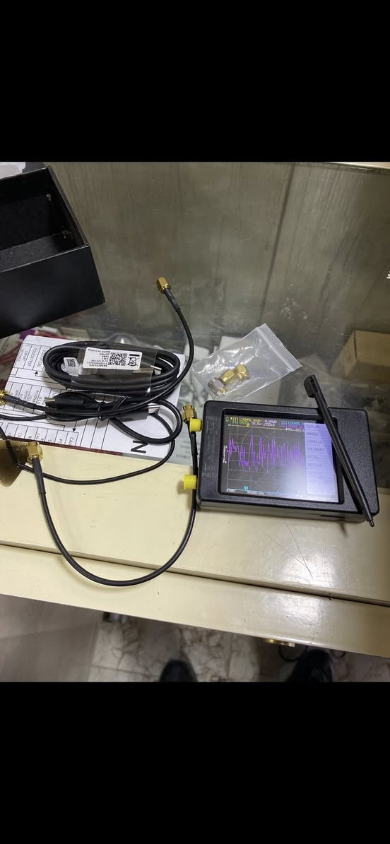 السلام عليكم جهاز فحص اشارة ابراج الانترنت السعر تعال خاص


**إذا كنت صاحب هذا الإعلان وتريد حذفه لأي سبب، رجاءا أرسل رسالة إلى الدعم الفني**