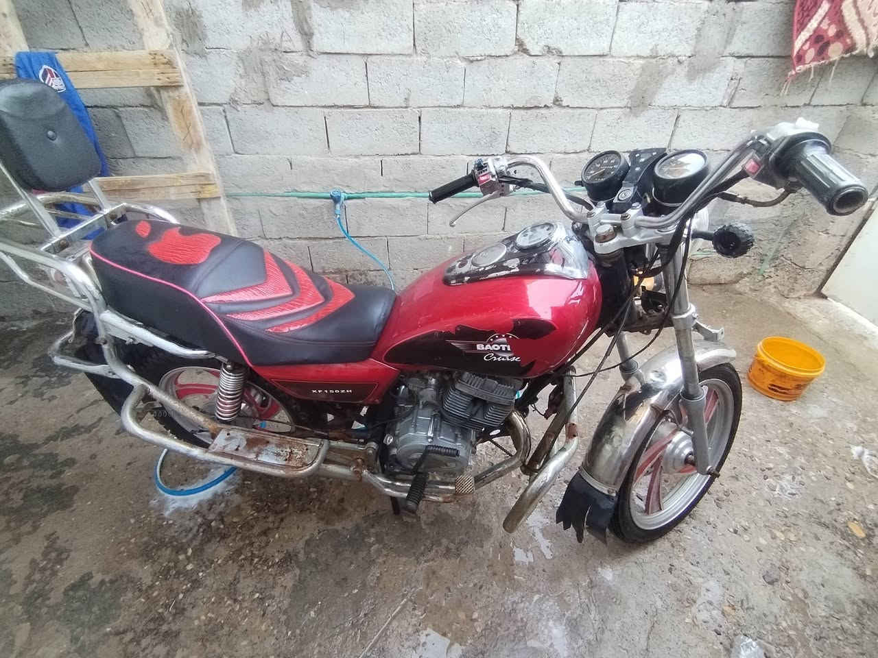 سلام عليكم جوندا للبيع رقم واسط موديل 2014 متوازي ع بيعته 500 اوبيه مجال حك الجيه مكاني واسط حي الحكيم اتصل ***********
