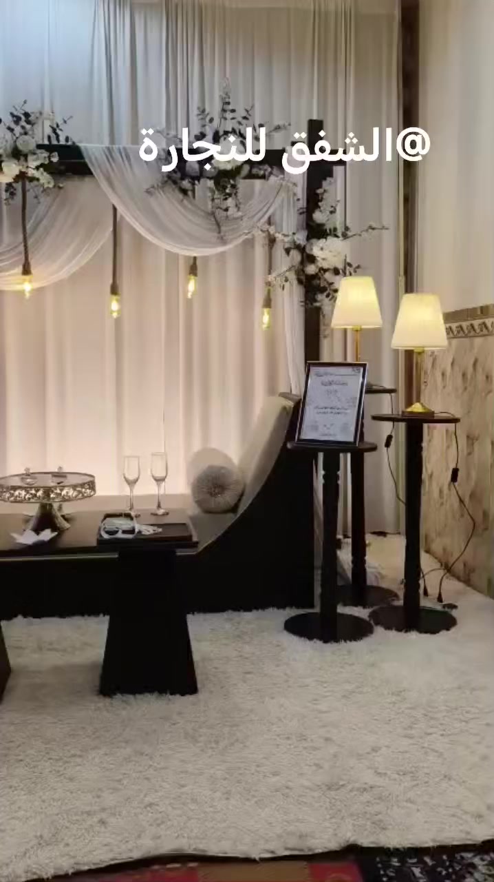 نفذنا كوشة من الخشب الطبيعي لاحد منظمين الحفلات في بغداد .
لتنفيذ اي كوشة حسب الطلب التواصل على بريد الصفحة او الهاتف والواتساب ***********
