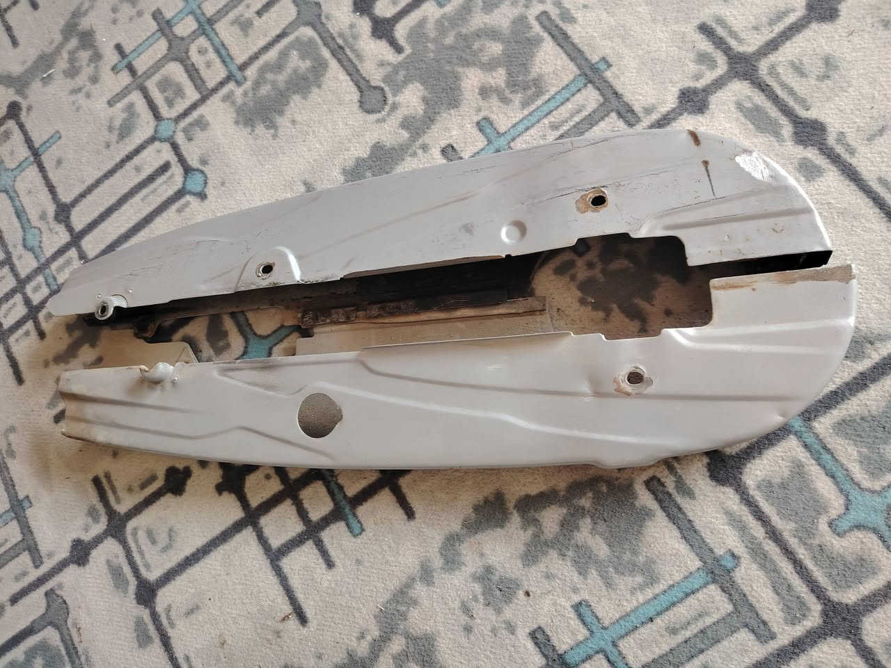 السلام عليكم غراض
لبيع  كرنك. صنيه.. بوشه.. تاير.. كشن..
دشلي. اشاير. هورنات..
شلع 70
 مستعملات مكاني بابل الحمزه الغربي ***********
