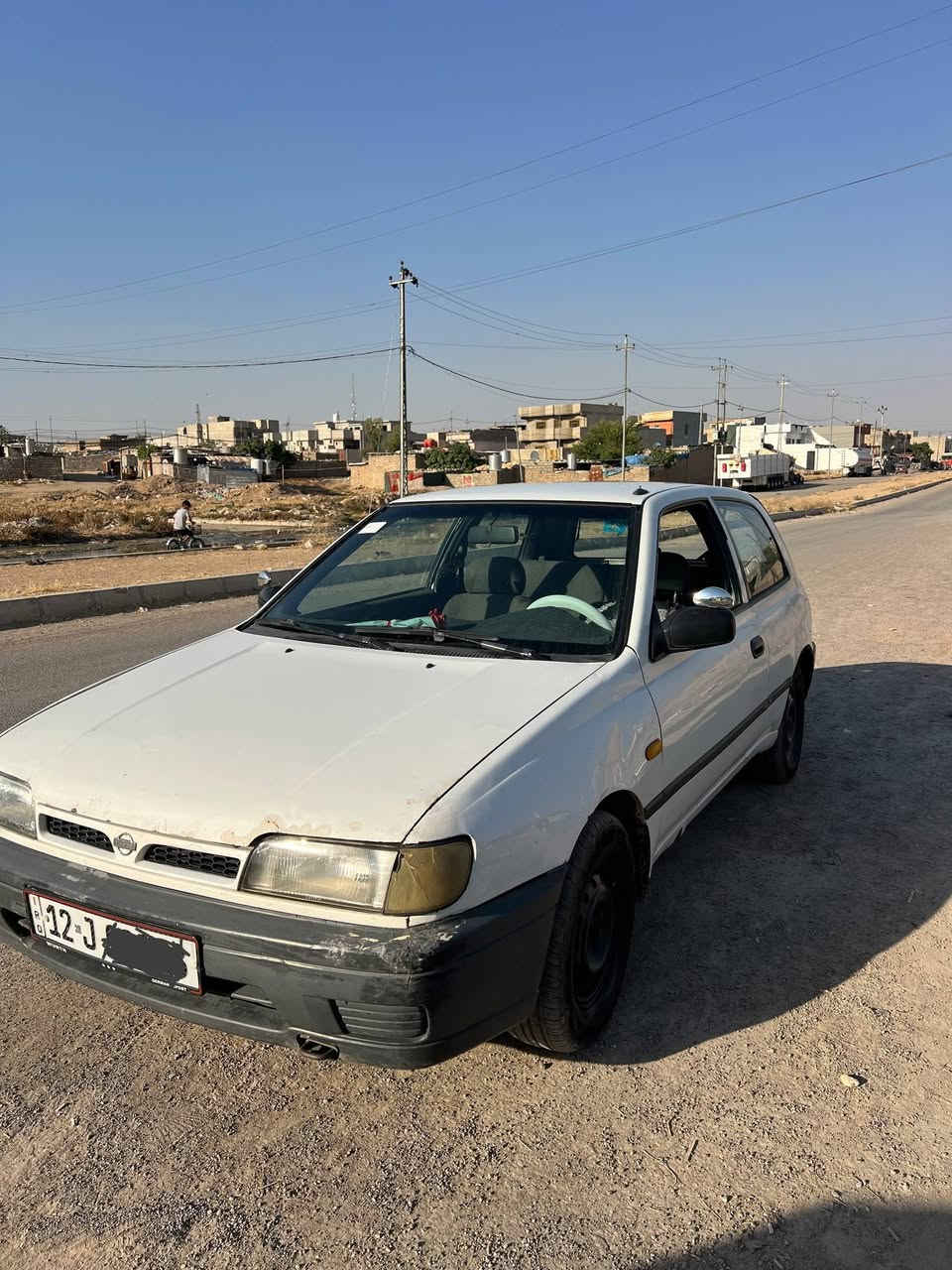 السلام عليكم للبيع سياره نيسان صني موديل 1991 تك باب نضيفه محرك وكير انطيك شرط بيهن كهربئايات كلها شغاله اشاره من تفتح الباب شغاله بل دشبول 
شادلها طخم تايرات جديد اربعه قبل اسبوعين
الرقم نينوى بسمي تحويل ووكاله السعر 26 ورقه 
للاستفسار ***********
