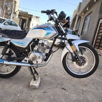 دايون عظم • ٢٠١٨ • سنوية