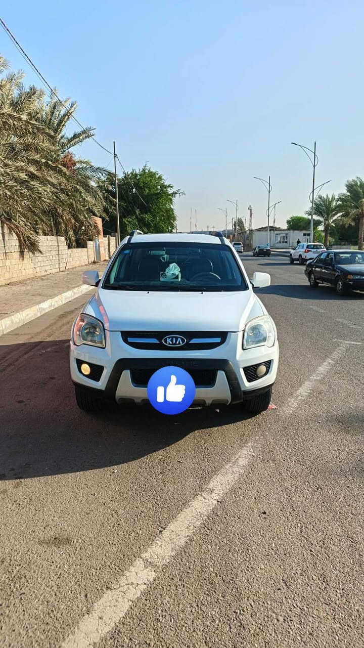 سلام عليكم مرخصة لا دمن سبورتج 9خليجي مكفوله رقم بغداد انكليزي بسمي مكاني فلوجة الكورنيش السعر 128وبيه شويه مجال ***********
