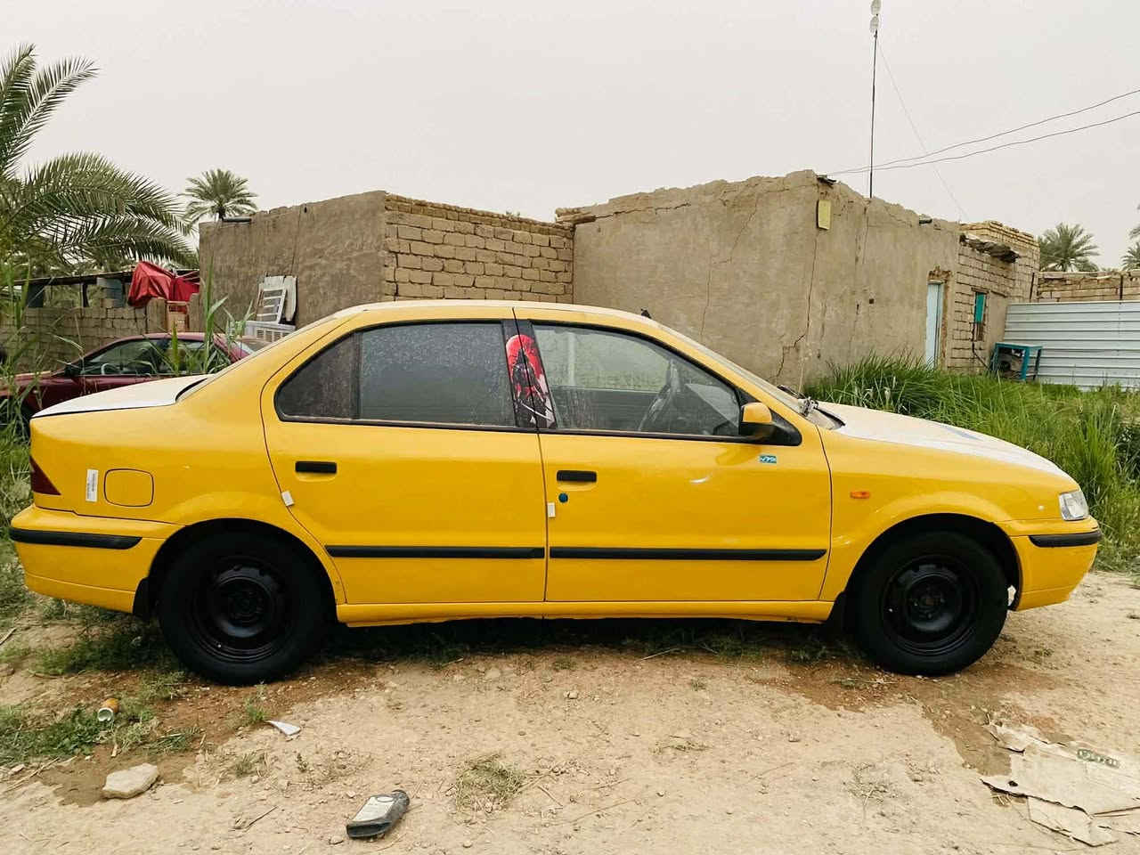 سلام عليكم سياره سمند للبيع موديل 12باسمي رقم بغداد انكليزي هيئه غرامه مصفره مكينه جديد تخم تاير تبريد  شغال زيه السويج مابيه خياس احلى من الصوره  مكان طويريج السعر ب38   للاستفسار 
***********
