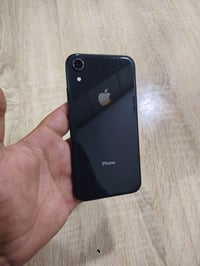 آيفون اكس ار • ٦٤ • بطارية ١٠٠