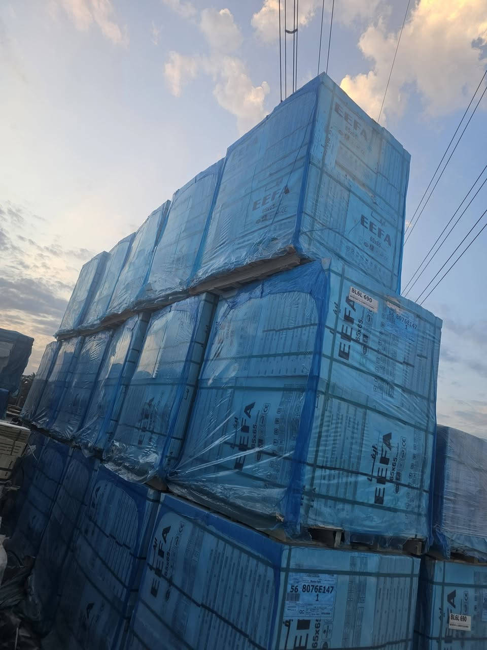 شركة ايفا نانو بوليش  قياس 65.65 و قياس 60.60 درجة أولى 
متوفر  في الفرع الأول بابل الشوملي معرض سيد حيدر الشرفي 
الفرع الثاني  بابل  أبو غرق مجاور سيطرة ام الهوى  معرض سيد حيدر الشرفي   وبأسعار مناسبة لتوزيع  على المكاتب والمحلات التجارية  استفسار ***********  مكتب أبو غرق 
*********** مكتب الشوملي
