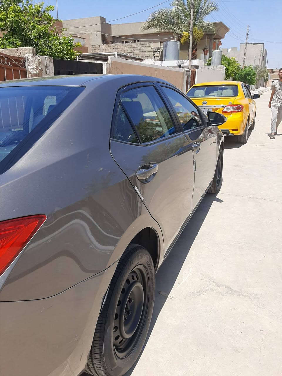 تويوتا _ كورلا موديل 2018 وارد أمريكي، اللون بني (جيكليتي) البونيد صبغ وباب السائق تقريباً ثلثين الباب مصبوغ وتعديل حار بسبب حادث دراجة نارية وباب السَّكِن تعديل بارد من الشركة والسعر 135 بي مجال لإستفسار أكثر إتصال هذا الرقم ***********
