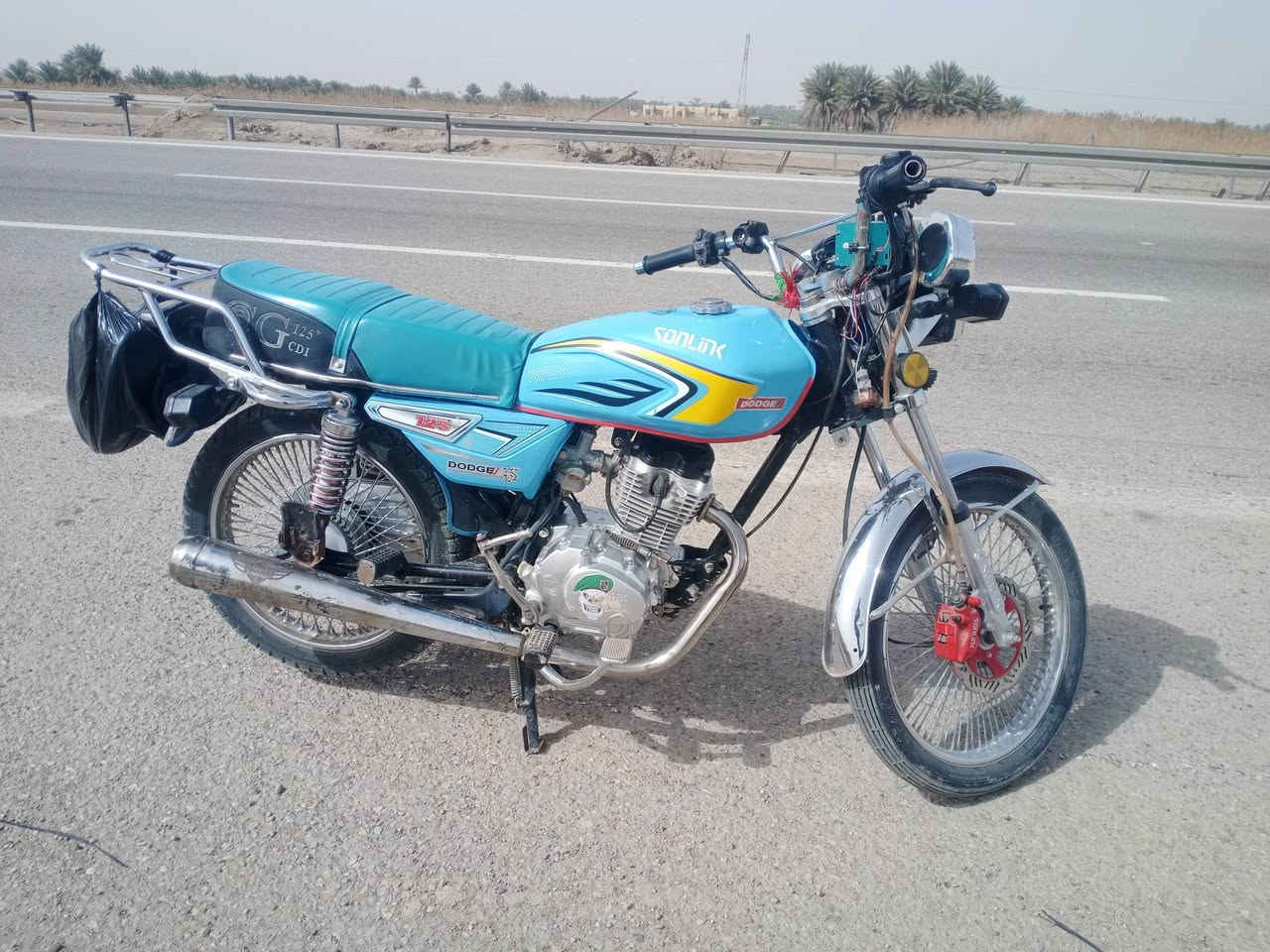 سلام عليكم شباب دراجه مديل 24 اخت الجديده 5 كير ام الختم سونك السعر 700 وبيهه مجال مكاني دوانيه قضاء الدغاره ***********
