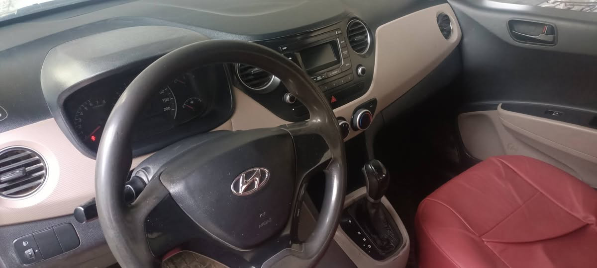 السلام عليكم
للبيع هونداي موديل 2016

اي 10 كراند خليجي رقم قادسيه مكينة 4بسم 

بدون ضربه أو تبديل 

*********** ديوانيه
