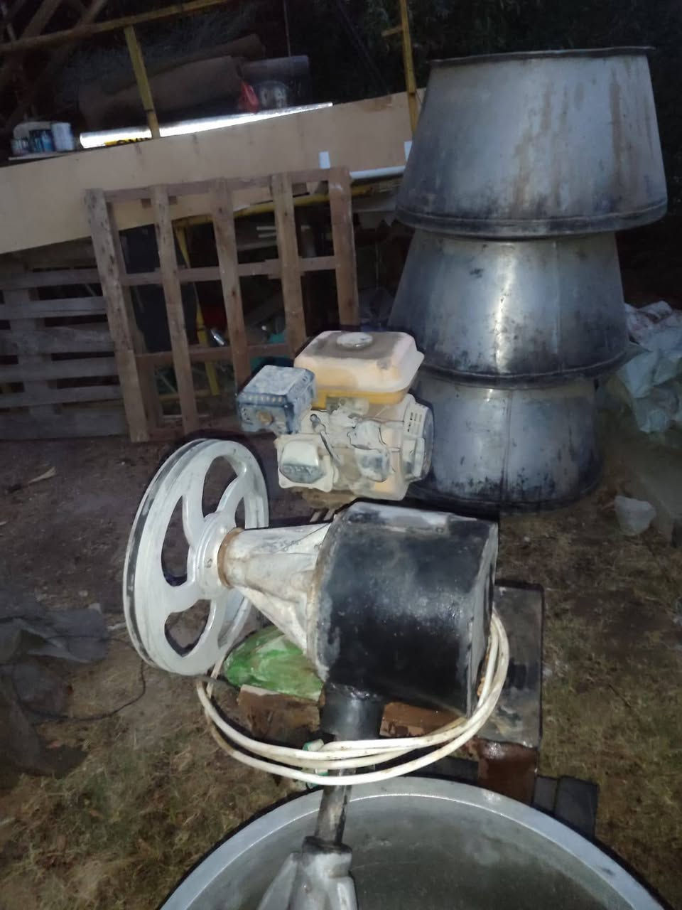 عجانة تاخذ جيس ونص طحين شغالة عالفحص للبيع سعرها 350 وبيها مجال


**إذا كنت صاحب هذا الإعلان وتريد حذفه لأي سبب، رجاءا أرسل رسالة إلى الدعم الفني**