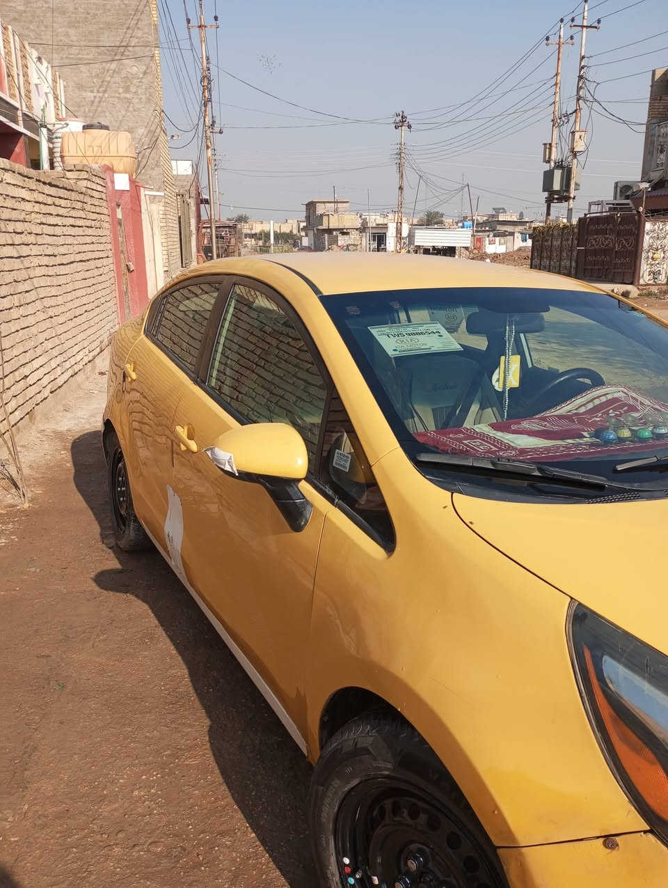 السلام عليكم كيا ريو مديل13سياره نضيفه بسمي السعر 70 رقم الهاتف ***********
