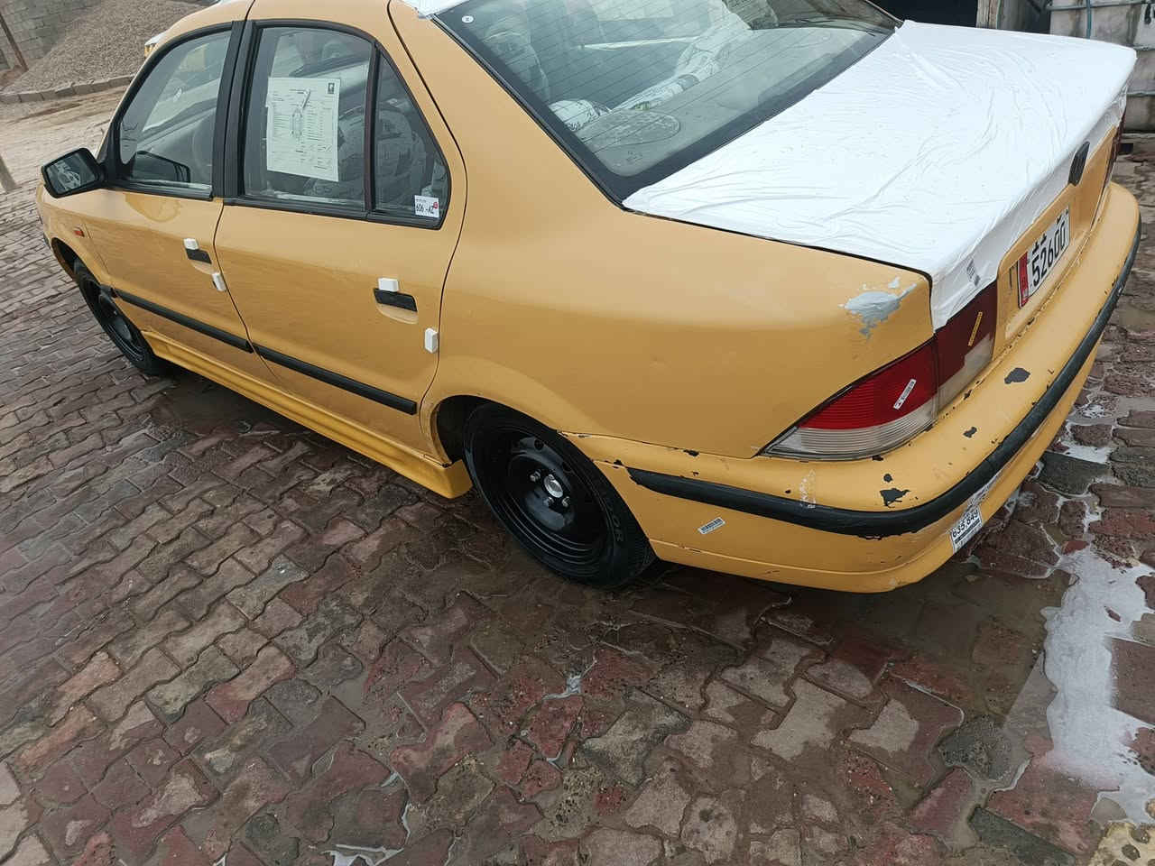 السلام عليكم شباب سمند موديل 11كير أو محرك مكفولات كهربائيات كل شغاله كاعيه جلد داخل  كلش حلوه رقم بغداد إنكليزي مصفره غرامه والهيئة السياره لا ضربه ولا تبديل ولا صبغ عده طخات عل بارد مبينات بل صوره بس هاي صورها كدامك مال يوم السعر 31اوبيها مجال الشراي يتصل على الرقم ***********مكان السياره بغداد العبيدي قرب التربيه القديمه شرط التحويل
