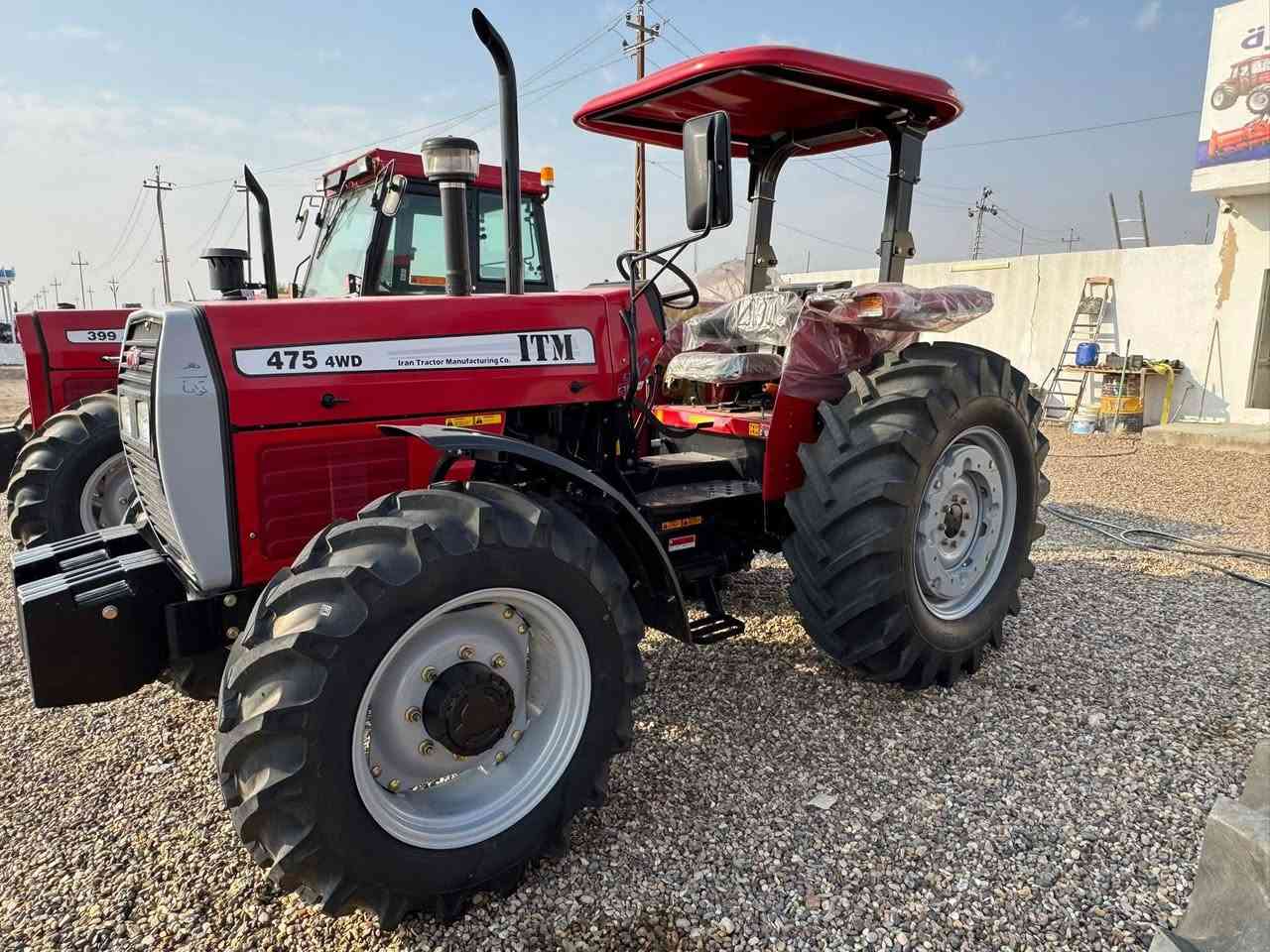 تعلن شركه اسوار الامارات 
عن وصول وجبه جديده من الاليات الزراعيه زيرو زيرو 
ومعدات زراعيه  
عنوان الأنبار رمادي سبعه كيلو مجاور معارض السيارات 
رقم هاتف 📞 
*********** المدير محمد العسافي 
***********قيس العسافي 
***********
