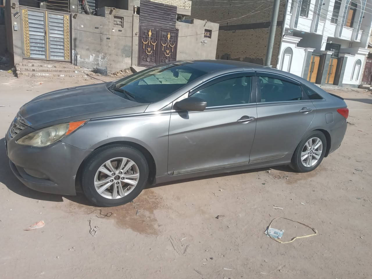 سوناتا البيع موديل ١٣ وارد أمريكي سياره بيه قطعتين صبغ بدون داخل سعر ٩٥   الاستفسار ***********
