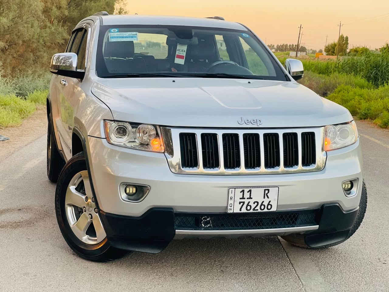 السلام عليكم للبيع Jeep موديل 2011 
امريكي فول مواصفات واحد على واحد فحته بصه كشنات جلد كشنات ثنين كهرباء فوريل رادار تحكم ستيرن اشاير بلمريء ويل كب كروم السيارة جديده بمعنى الكلمة بيها صبغ صفحه اثر جراد لا تبديل ولا داخل السونار مرفوق بل منشور محرك 6 سلندر 
كير محرك صدر تبريد كله جديد رقم بغداد بأسمي 
السعر : 135 بيها مجال 
مكان بغداد 
الاستفسار : *********** بغداد, العراق
